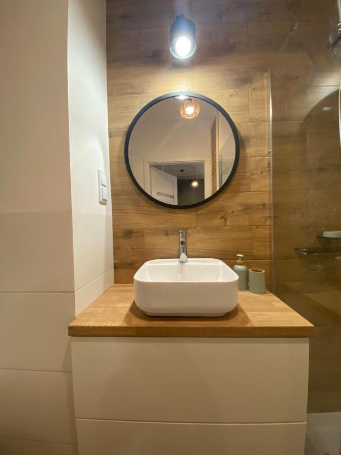 Airport Green Apartment Kl21 - Air Condition & Free Parking Варшава Екстериор снимка